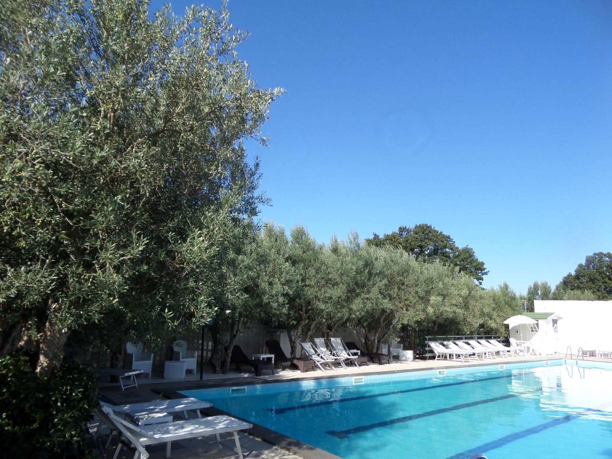 Raggio Di Sole Aparthotel Alberobello Exterior foto